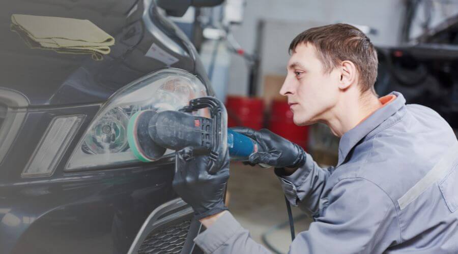 Why choose water damage restoration service for commercial flood cleanup in Plymouth